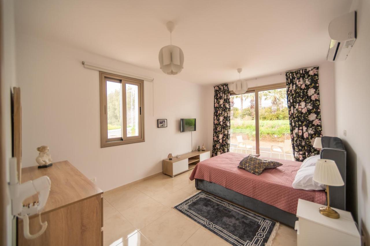 Harmony Seaview Apartments Paphos Exterior photo