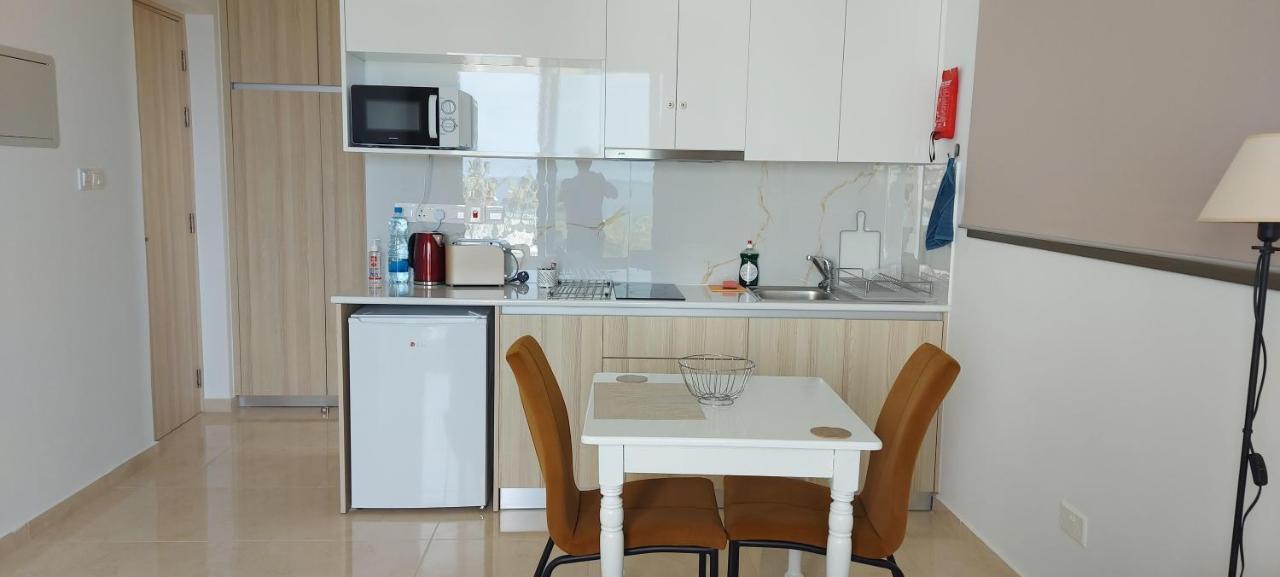 Harmony Seaview Apartments Paphos Exterior photo