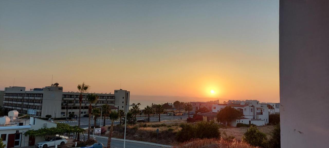 Harmony Seaview Apartments Paphos Exterior photo