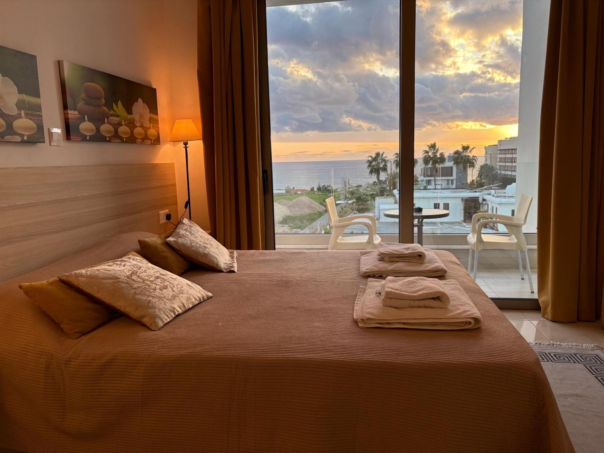 Harmony Seaview Apartments Paphos Exterior photo